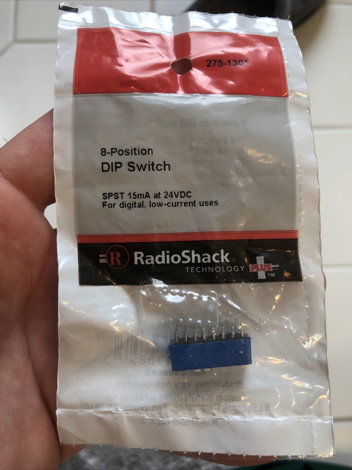 RadioShack 275-1301 24 VDC 8-Position DIP Switch, 25 mA, Pack of 1