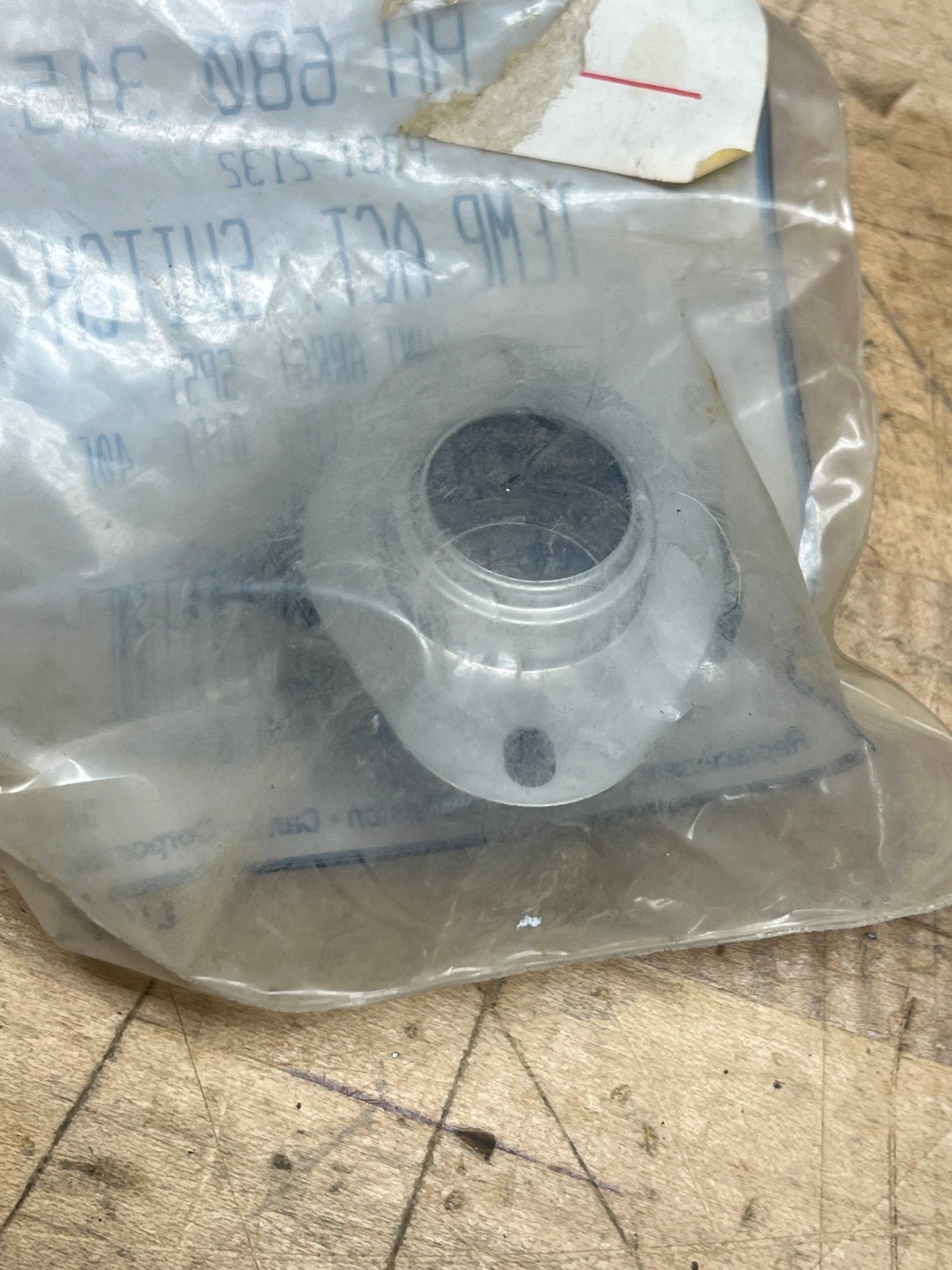 Carrier Temp actuator switch HH 680 315 p331-2132