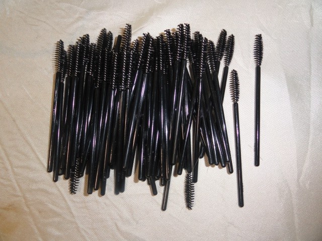 60 NEW MARY KAY DISPOSABLE MASCARA EYE LASH WANDS APPLICATORS NO PACKAGE
