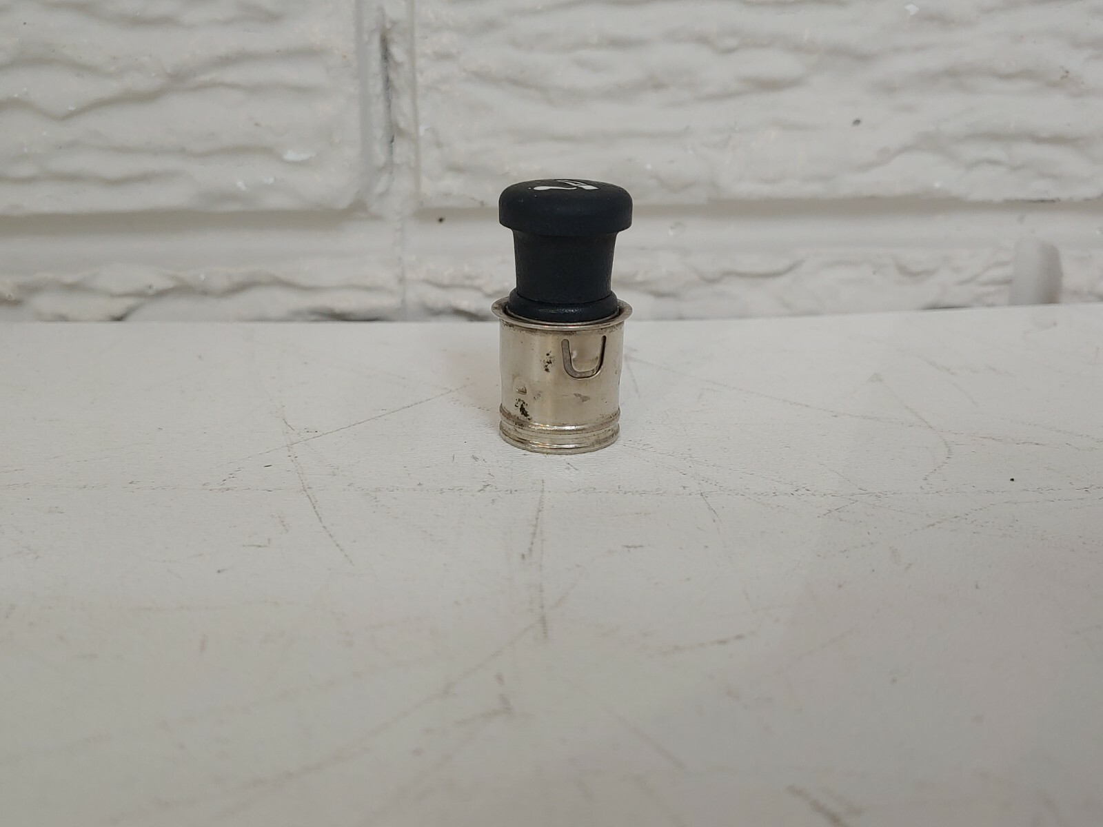 2010-2012 Ford Taurus SE Lighter OEM Cigarette