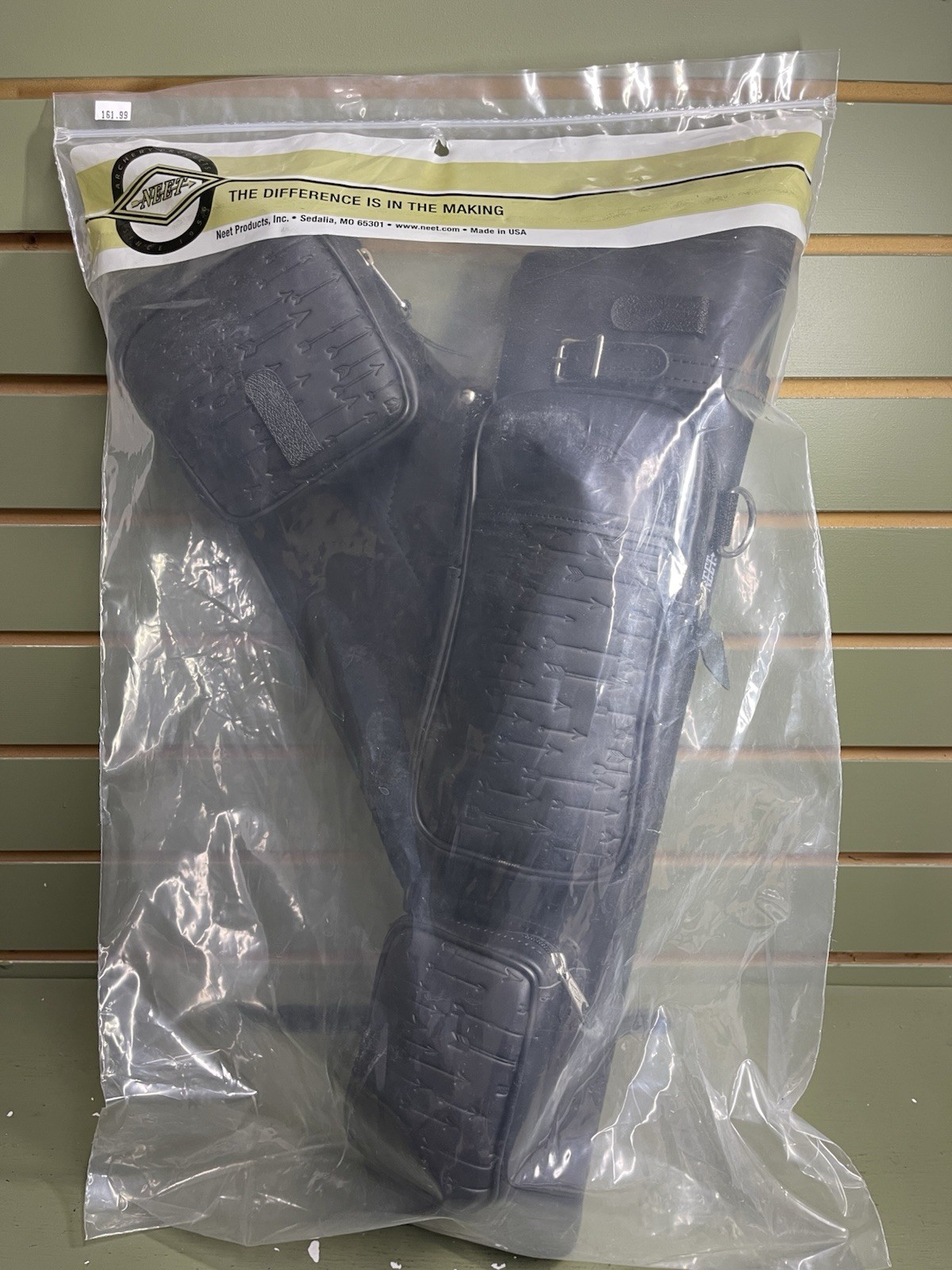Neet Archery Products Black Leather Quiver Right Hand, NOS.