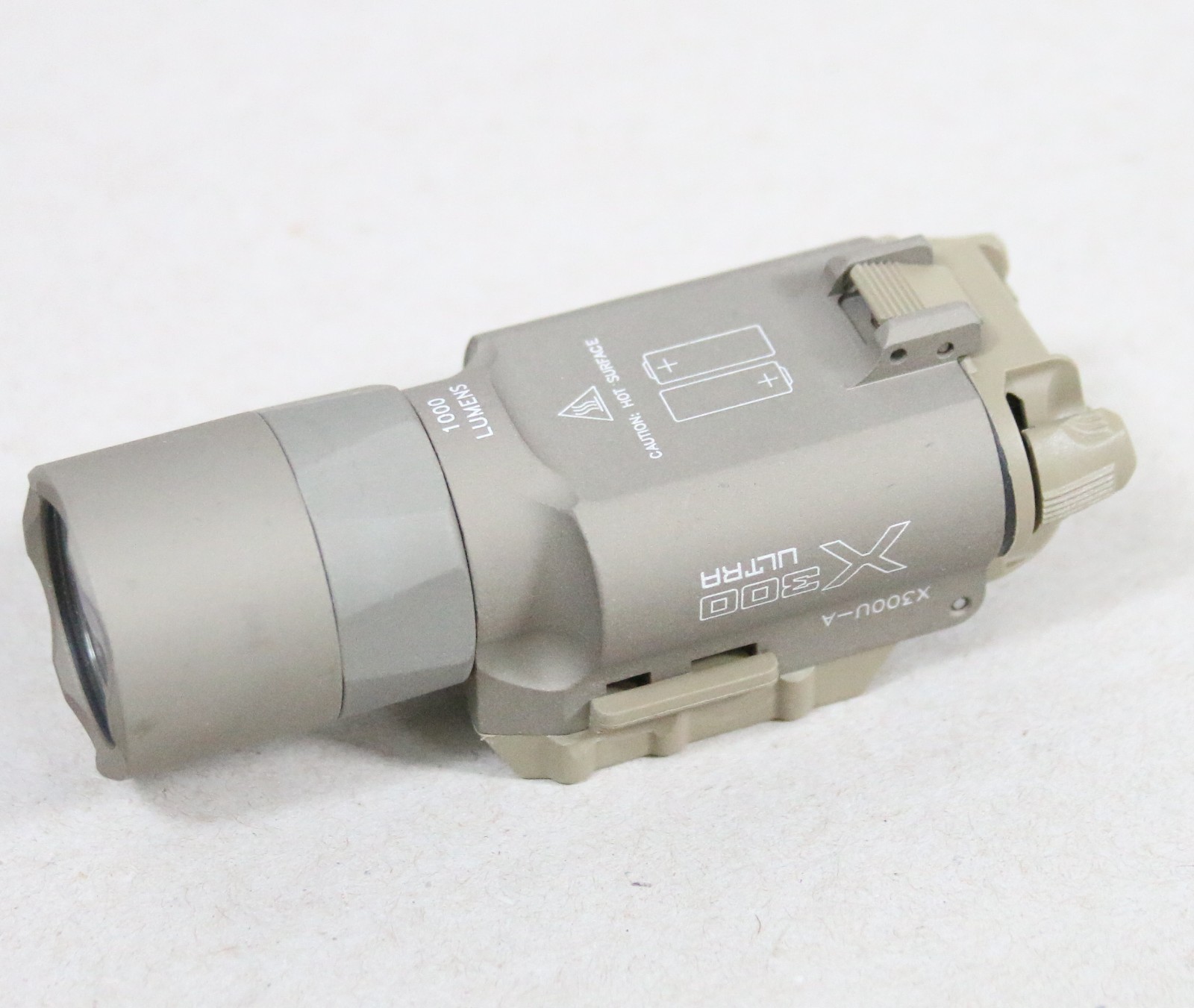 SureFire X300U-A LED Weaponlight 1000 Lumens Waterproof Rail-Mount Tan NO BATT.
