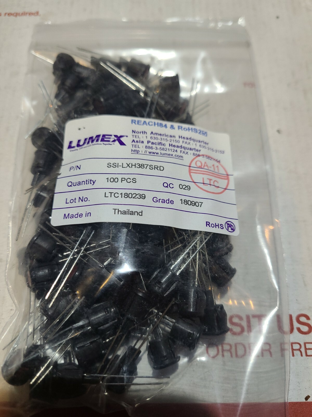 Lot Of 100 Lumex SSI-LXH387SRD LED'S