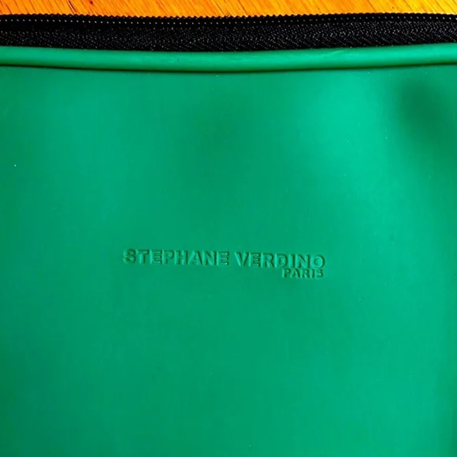 Stephane Verdino vertical carrier for tablet, e-reader, or notebook. 10.5” x 8”