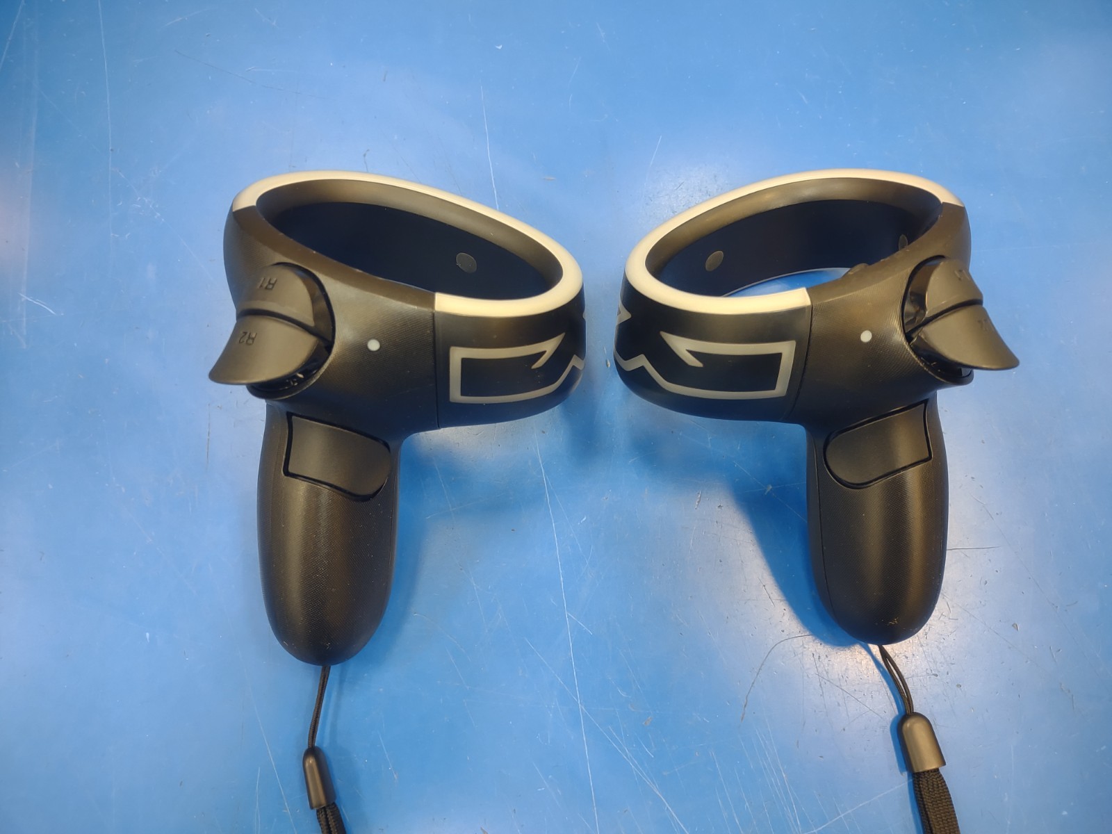 HTC VIVE Cosmos Blue Headset for PC