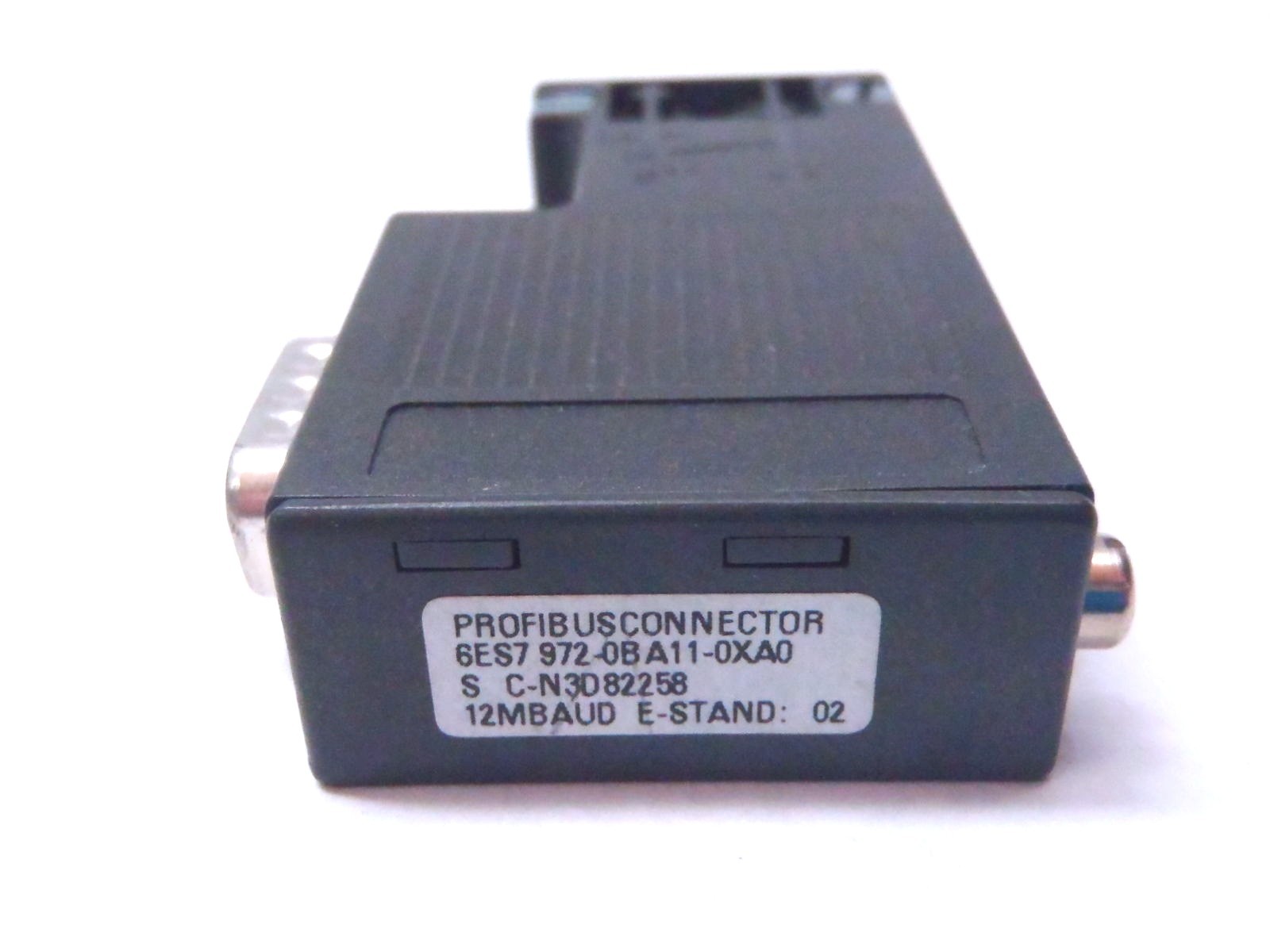 SIEMENS 6ES7972-0BA11-0XA0 PROFIBUS Connector