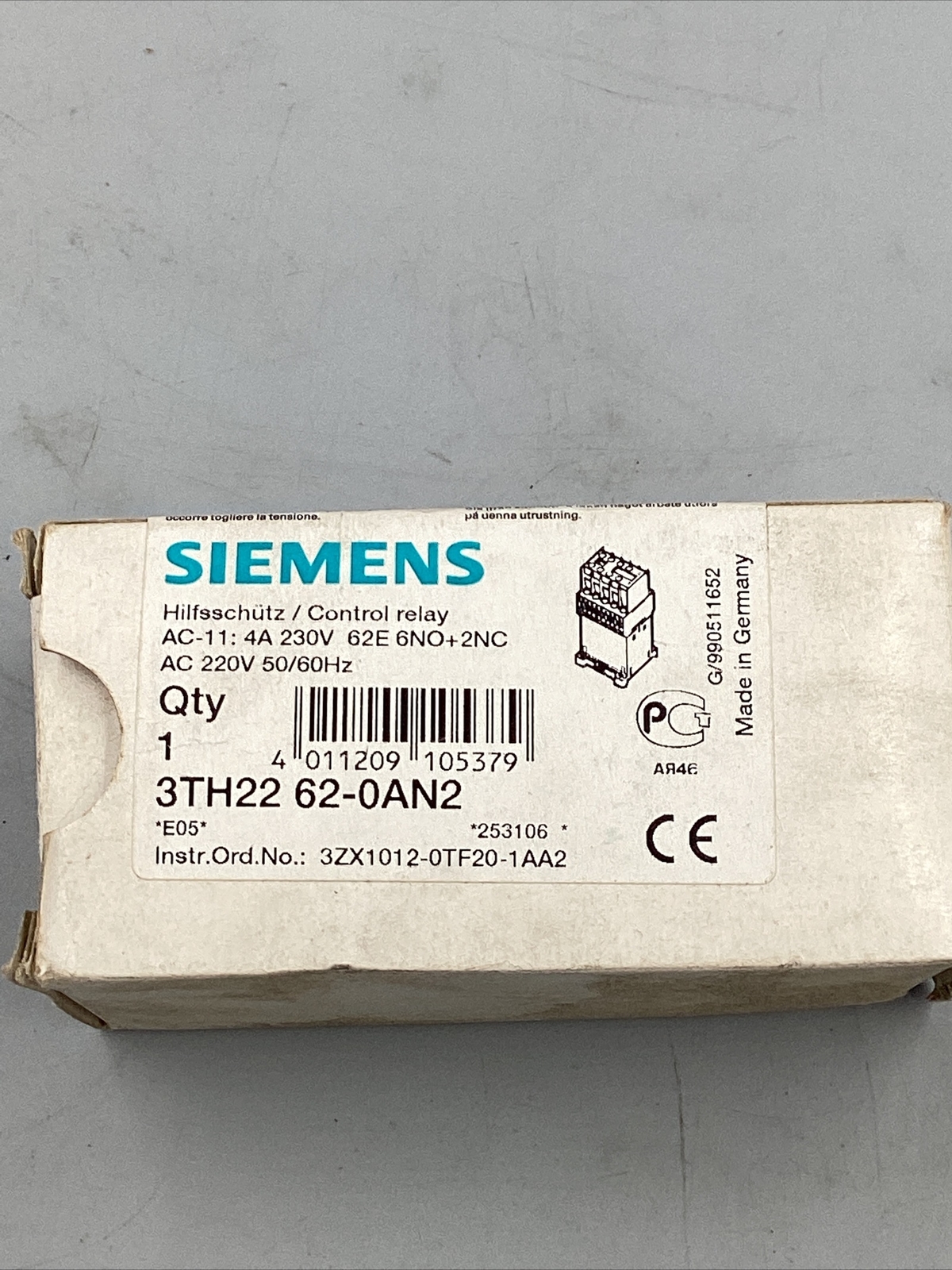 HOUSTON STOCK NEW SIEMENS 3TH2262-0AN2 CONTACTOR RELAY 220VAC FREE 2 DAY AIR