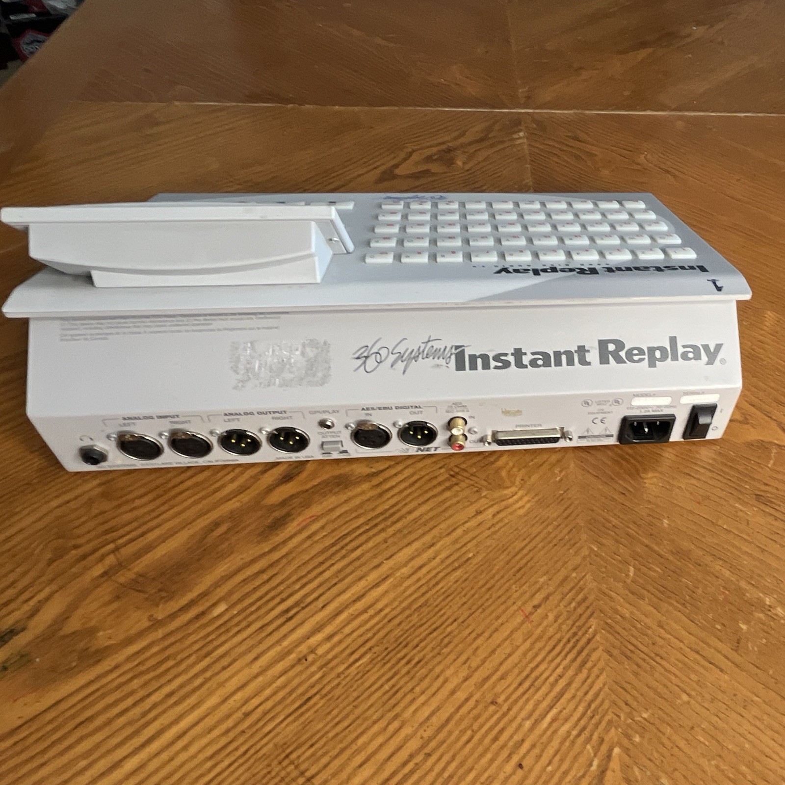 360 Systems Instant Replay DR-554E-24 Digital Audio Hard Disk Recorder Tested