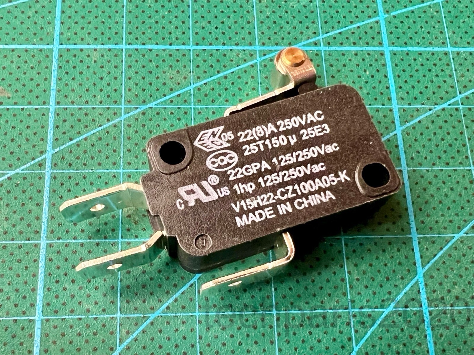 Lot 5pcs Honeywell High Temperature SPDT Roller Lever Micro-switch, 22A, 1hp