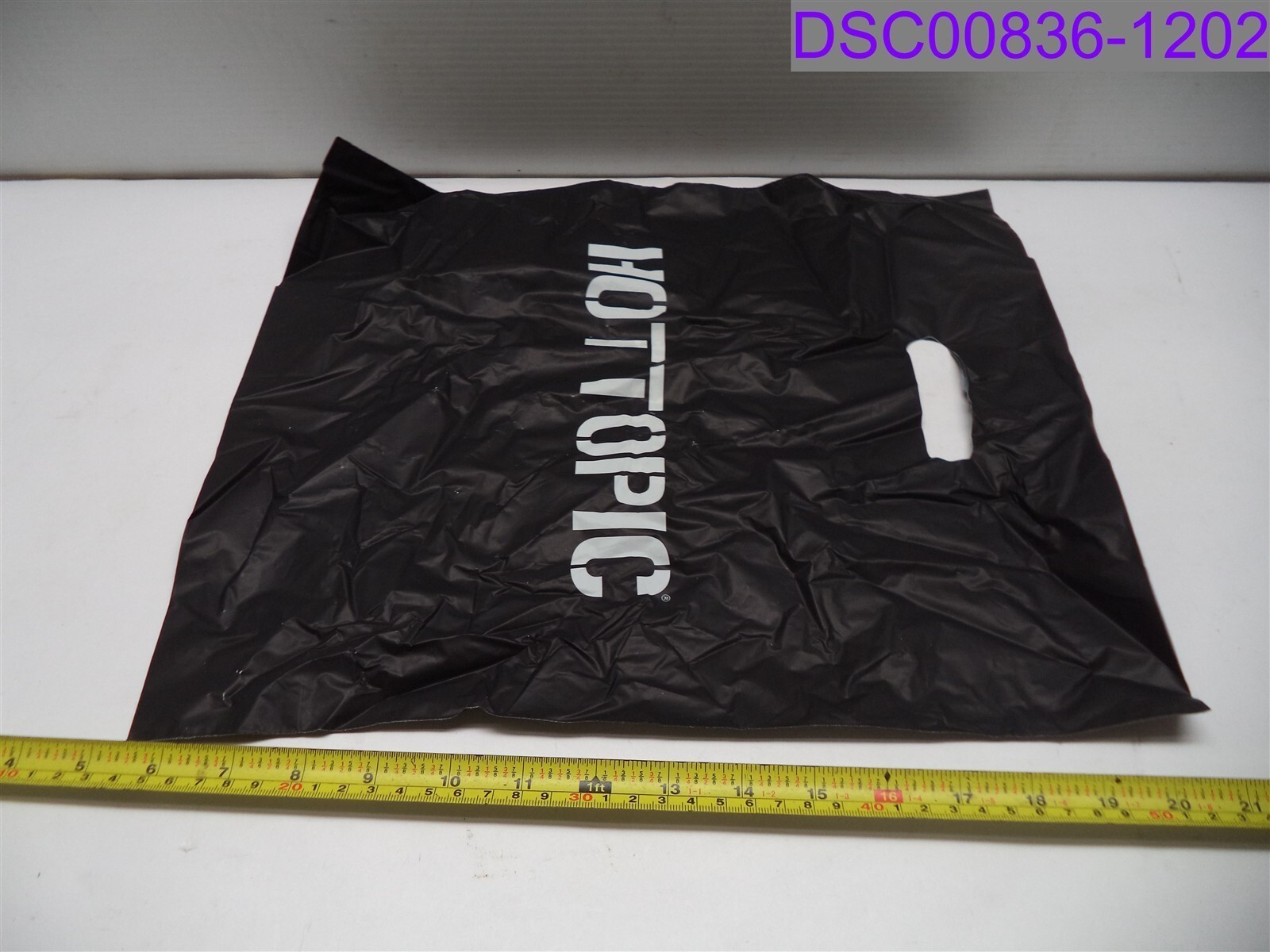 Qty = 1,500: Hot Topic Black Retail Shopping Bags 13-1/2" x 15-3/4"