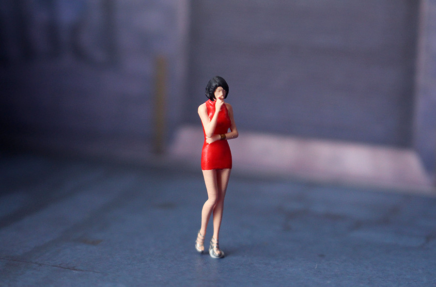 3D PRINT 1/64 sexy girl RED somking  fit 1:64 car street stand
