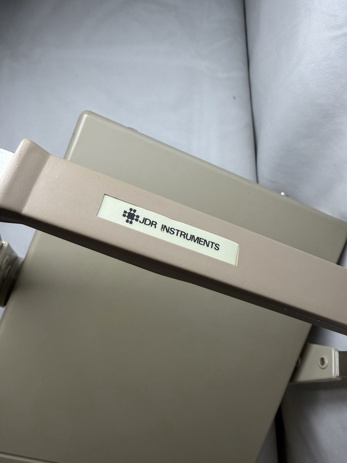 JDR Instruments DFC-1000 Multifunction Counter