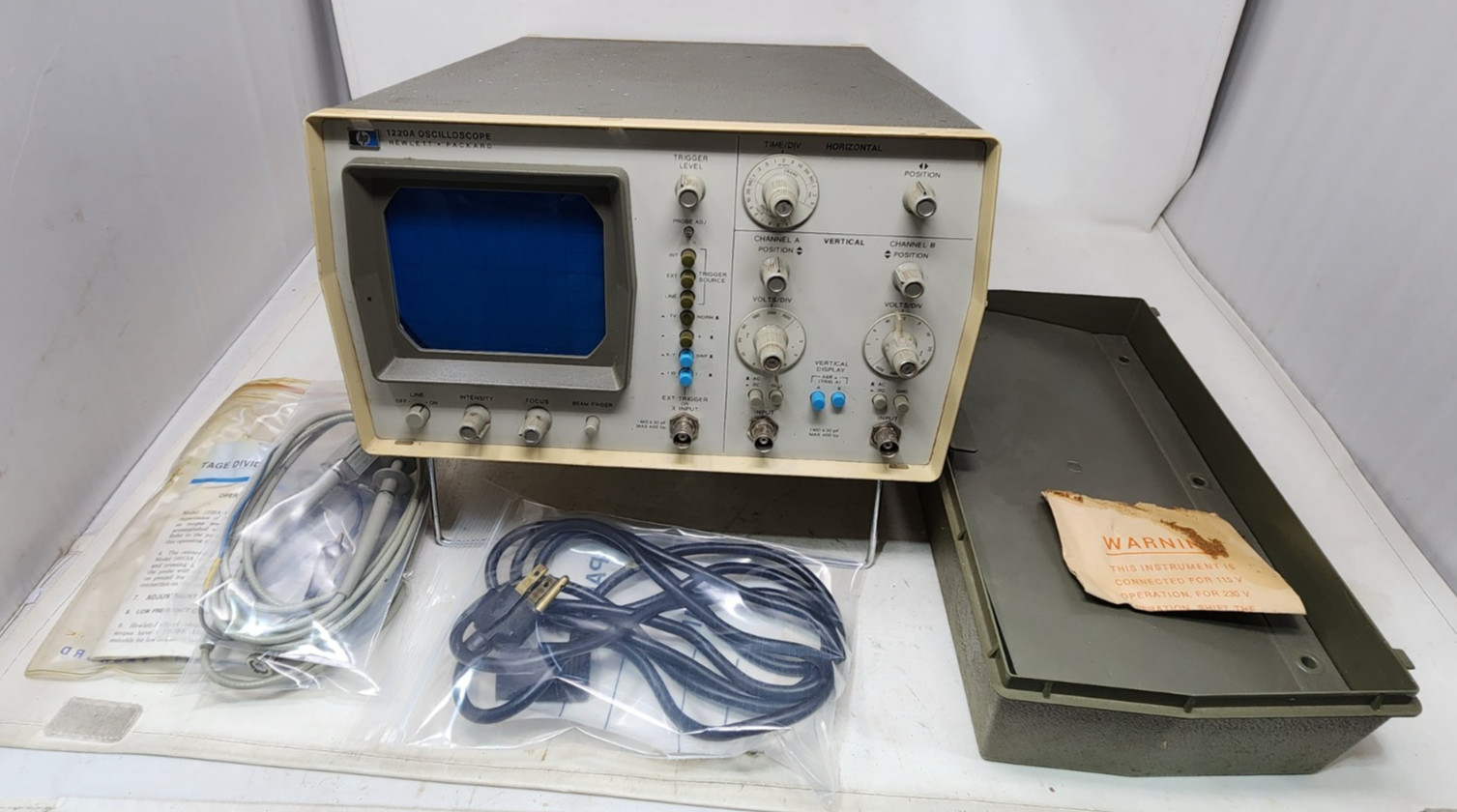 HP 1220A Oscilloscope 1980s Complete 2 Voltage Dividing Leads TESTED & WORKING