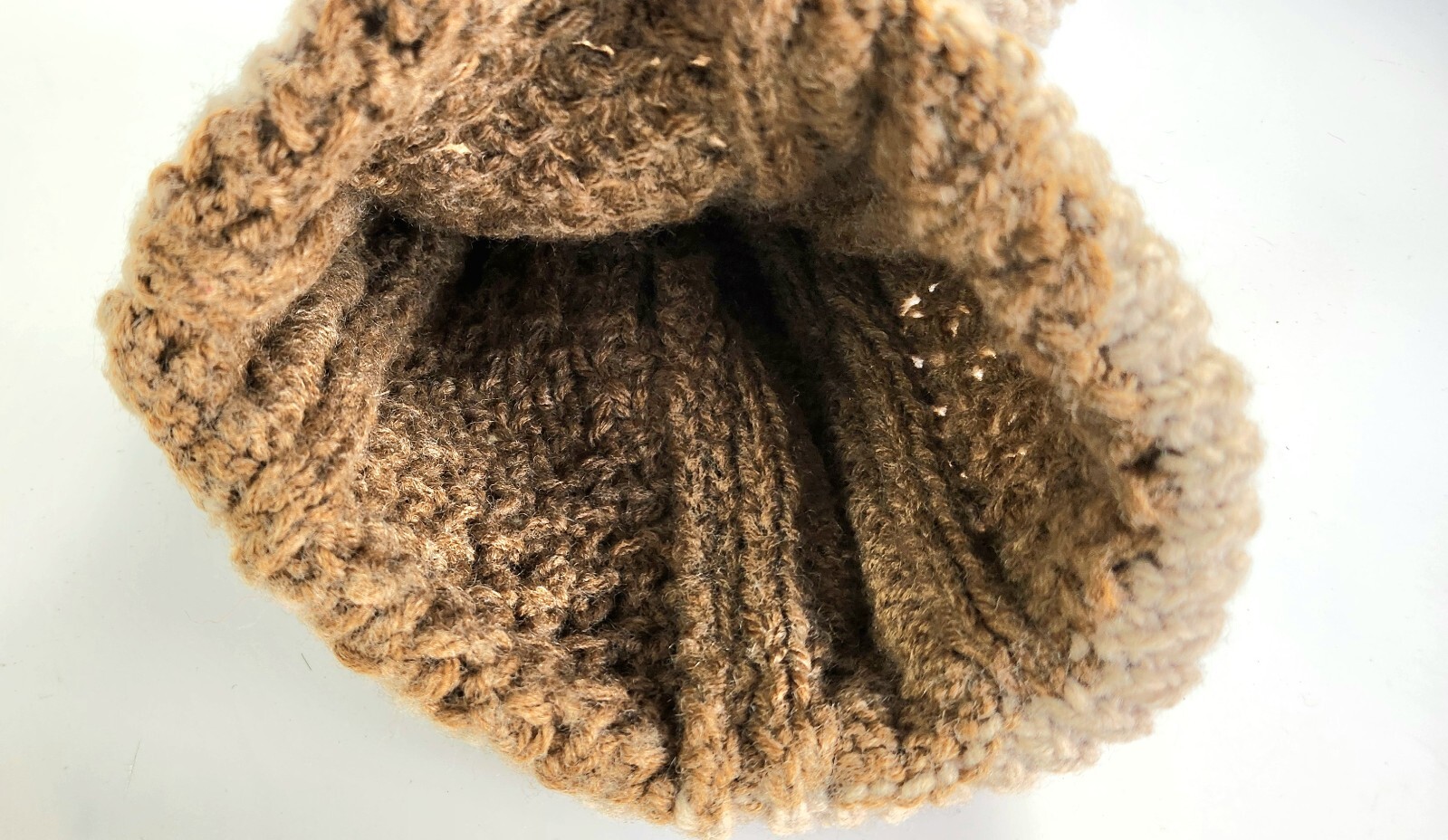 Vintage- Winter Hat - Handmade - Brown & Beige - Knitted