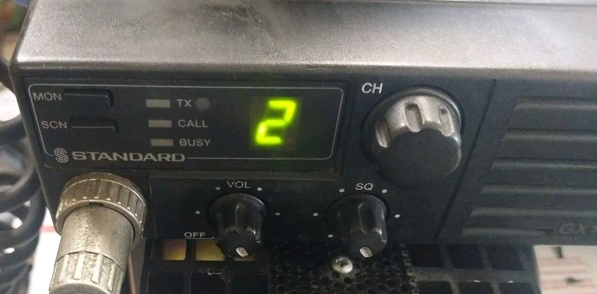 Standard  GX1510 UHF  Mobile Radio   POWER UP ONLY Untested Estate 2pmc  2sm