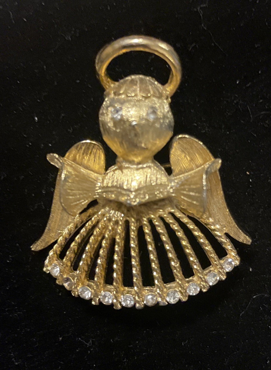Vintage Christmas Holiday Goldtone Angel w/ Rhinestone Accents Pin Brooch Read