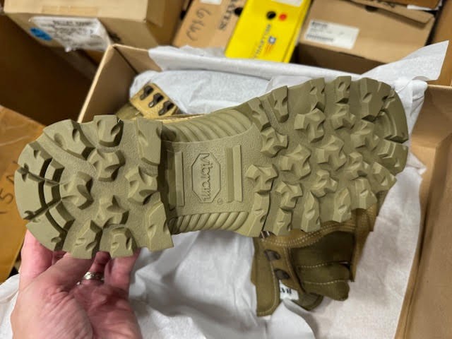 Bates Combat Hiker Boots Size 6..5 R NEW IN BOX