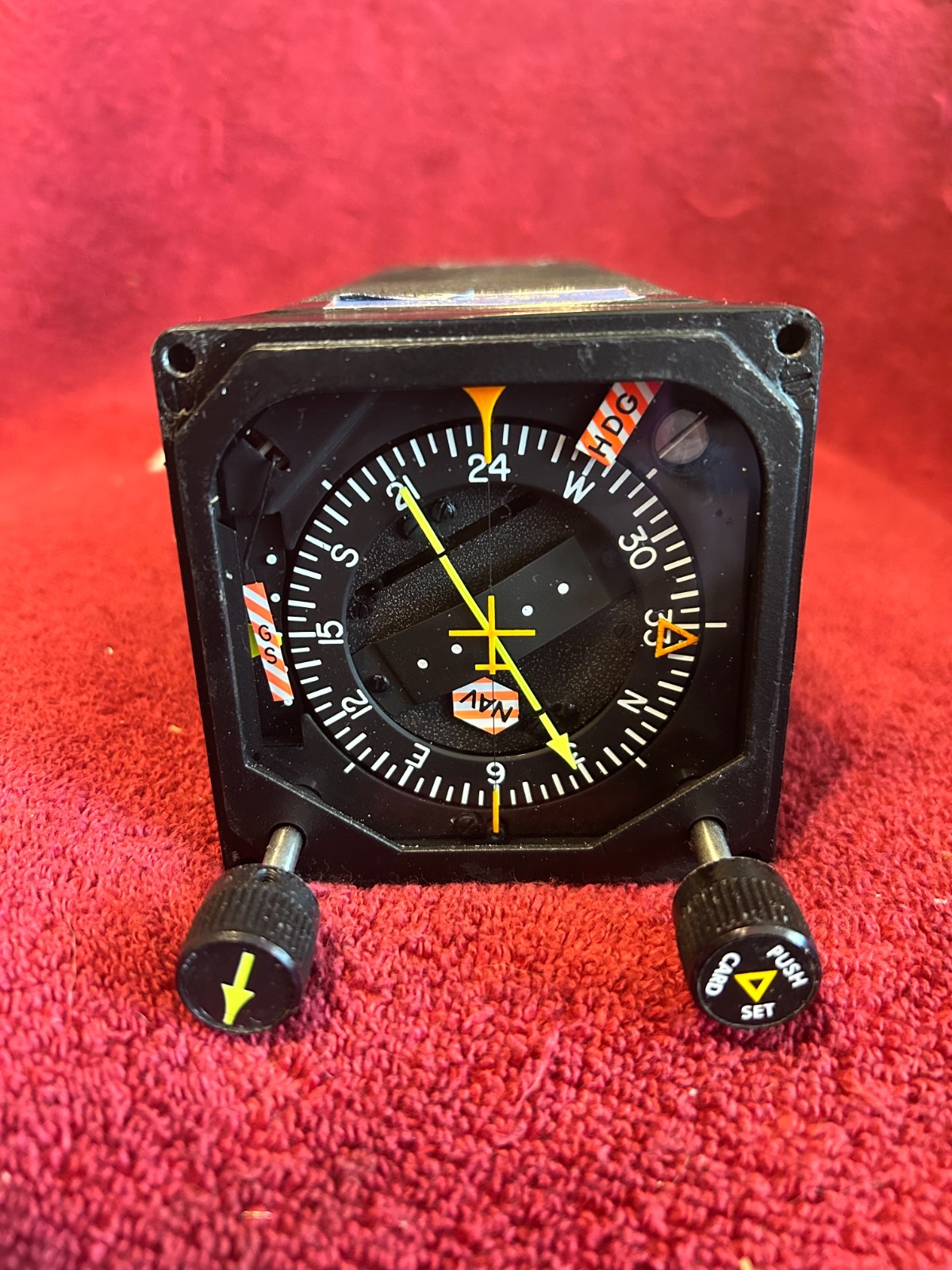 EDO-AIRE MITCHELL SLAVED NAVIGATION SITUATION DISPLAY HSI P/N 52D137-1332