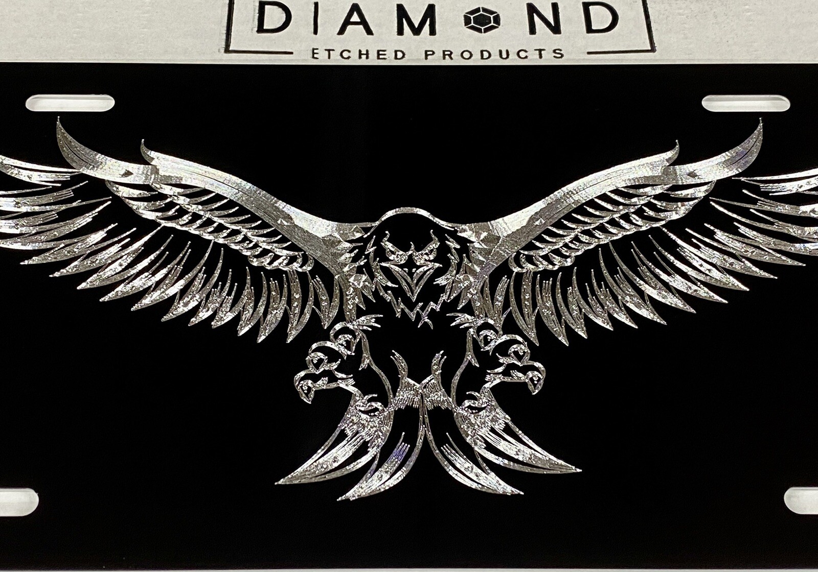 Engraved US American 3D Fierce Eagle Diamond Etched Car Tag Metal License Plate
