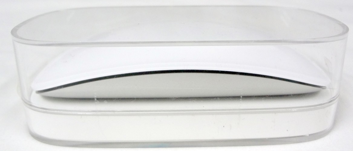 Apple Magic Mouse Model A1296 Wireless Laser Bluetooth White Computer Mouse!