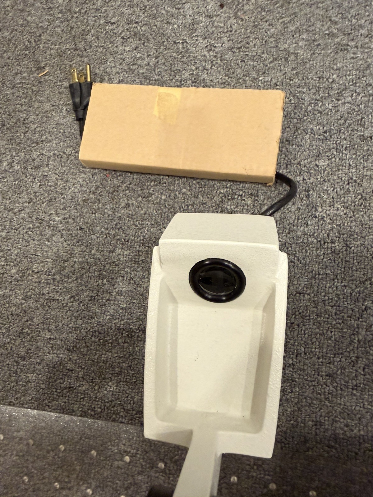 Brand new Leica Refractometer Cat. # 10400A  TS Meter Hand Held with table stand
