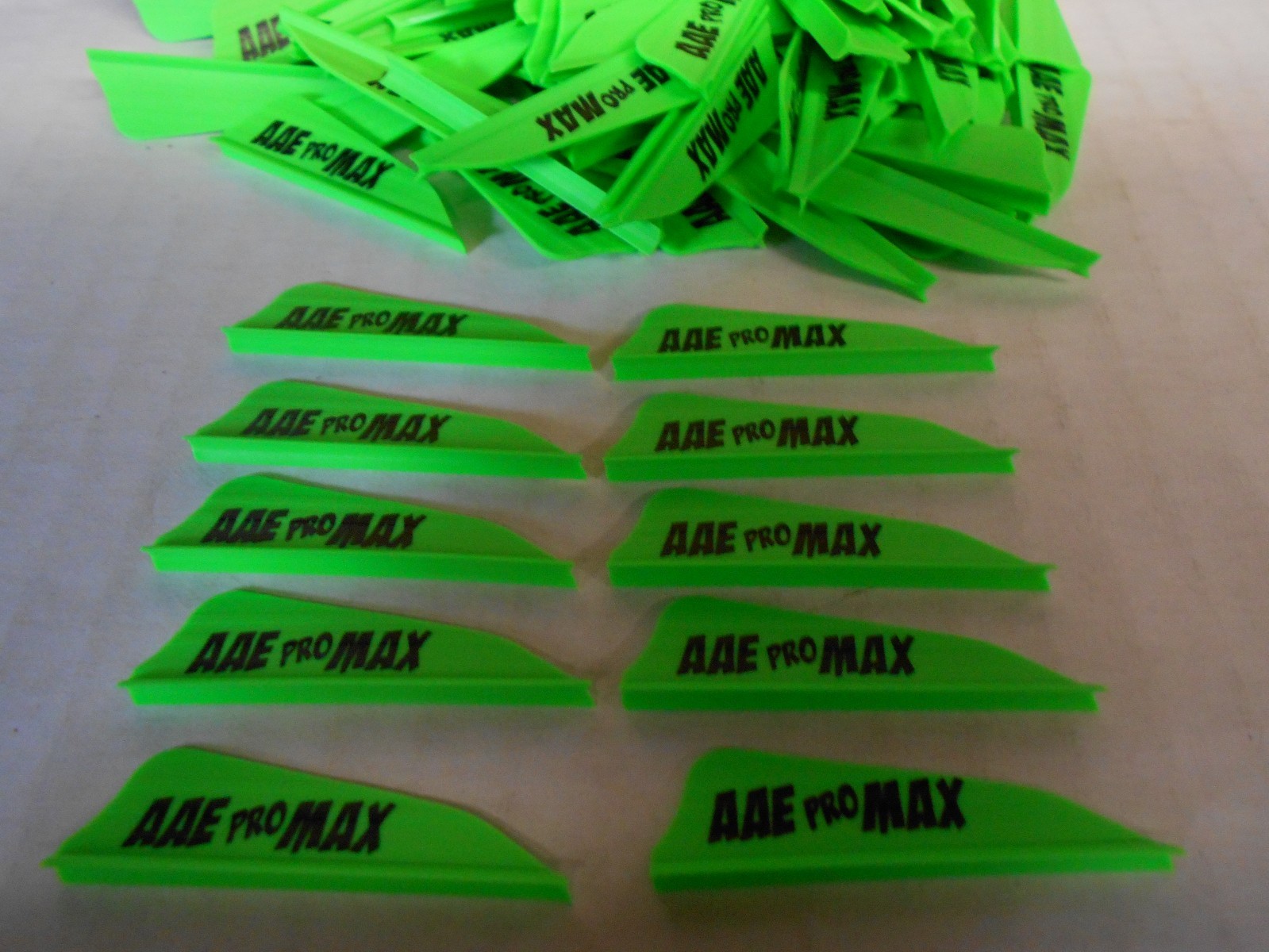36- AAE PRO Max  1.7" BRITE GREEN Vanes! arizona archery arrow fletching