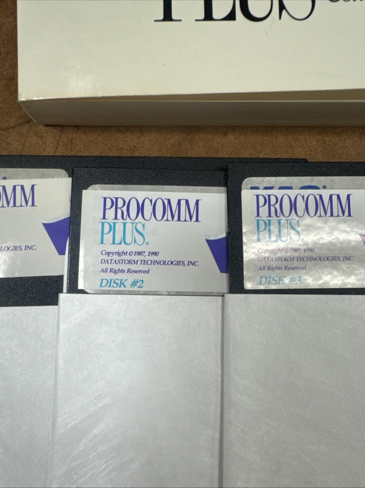 Procomm Plus Intuitive Communications Data Storm Classic, Complete
