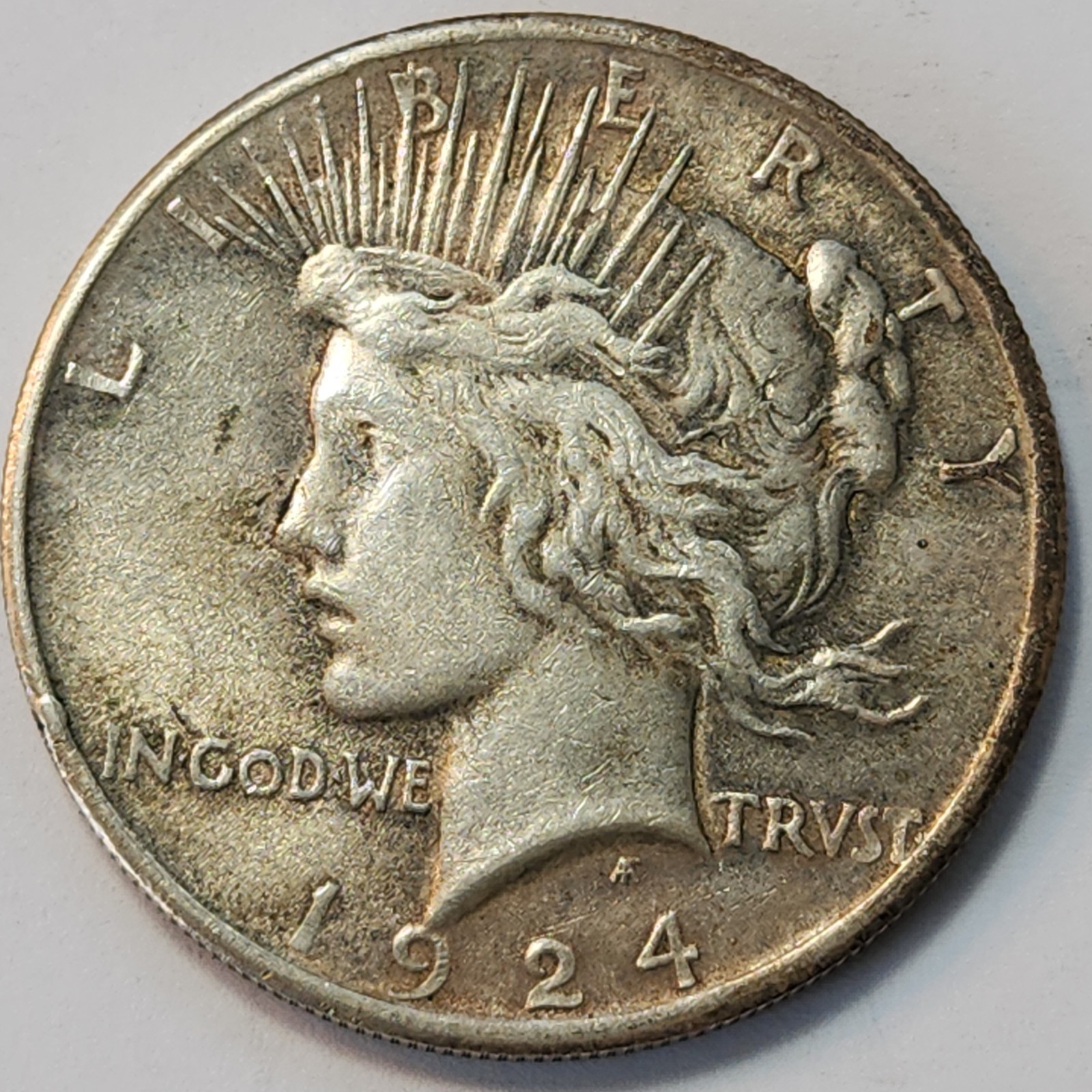 1924 P Peace US Silver Dollar - 90% Silver US Coin, Album Filler, P-24DE5
