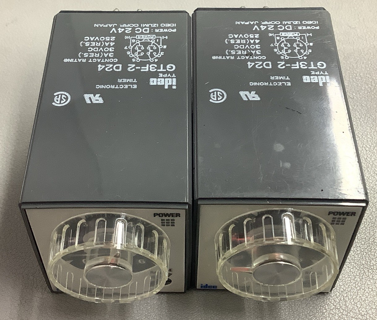 Lot of 2 IDEC Electronic Timer GT3F-2 D24 (b171)