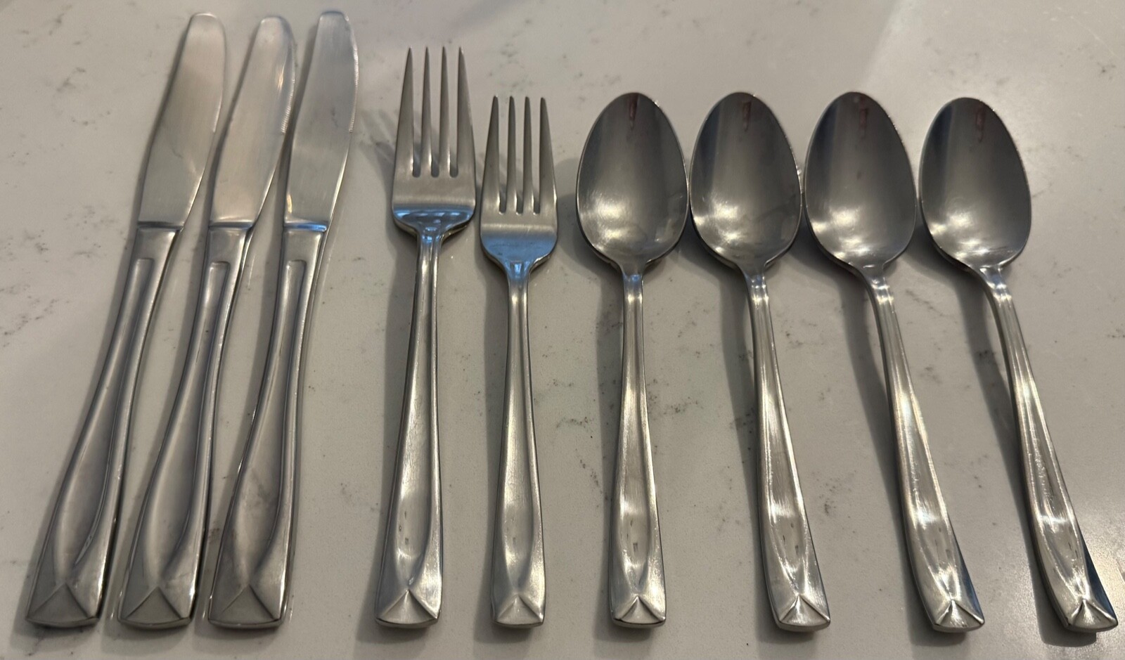 Oneida Lincoln Stainless Flatware 13 PC