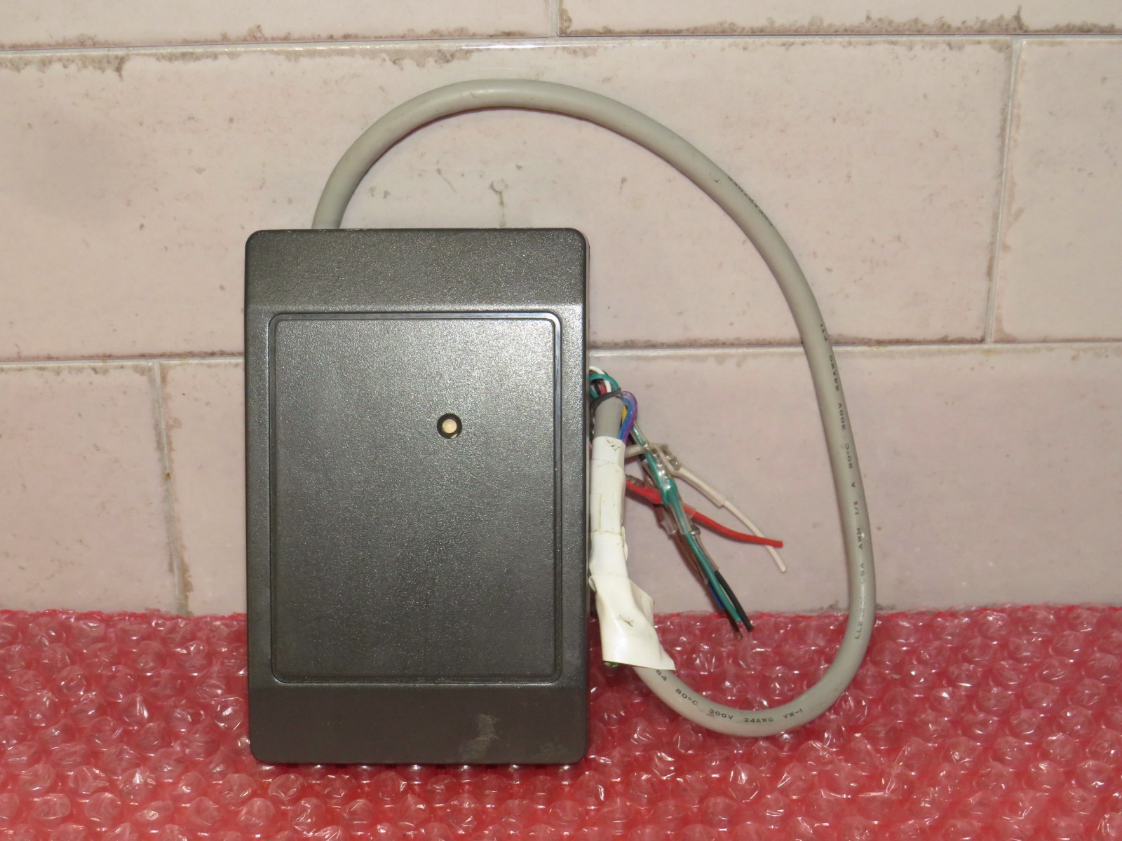 HID THIN LINE II 5395CG100 PROXIMITY CARD READER QTY AVAIL