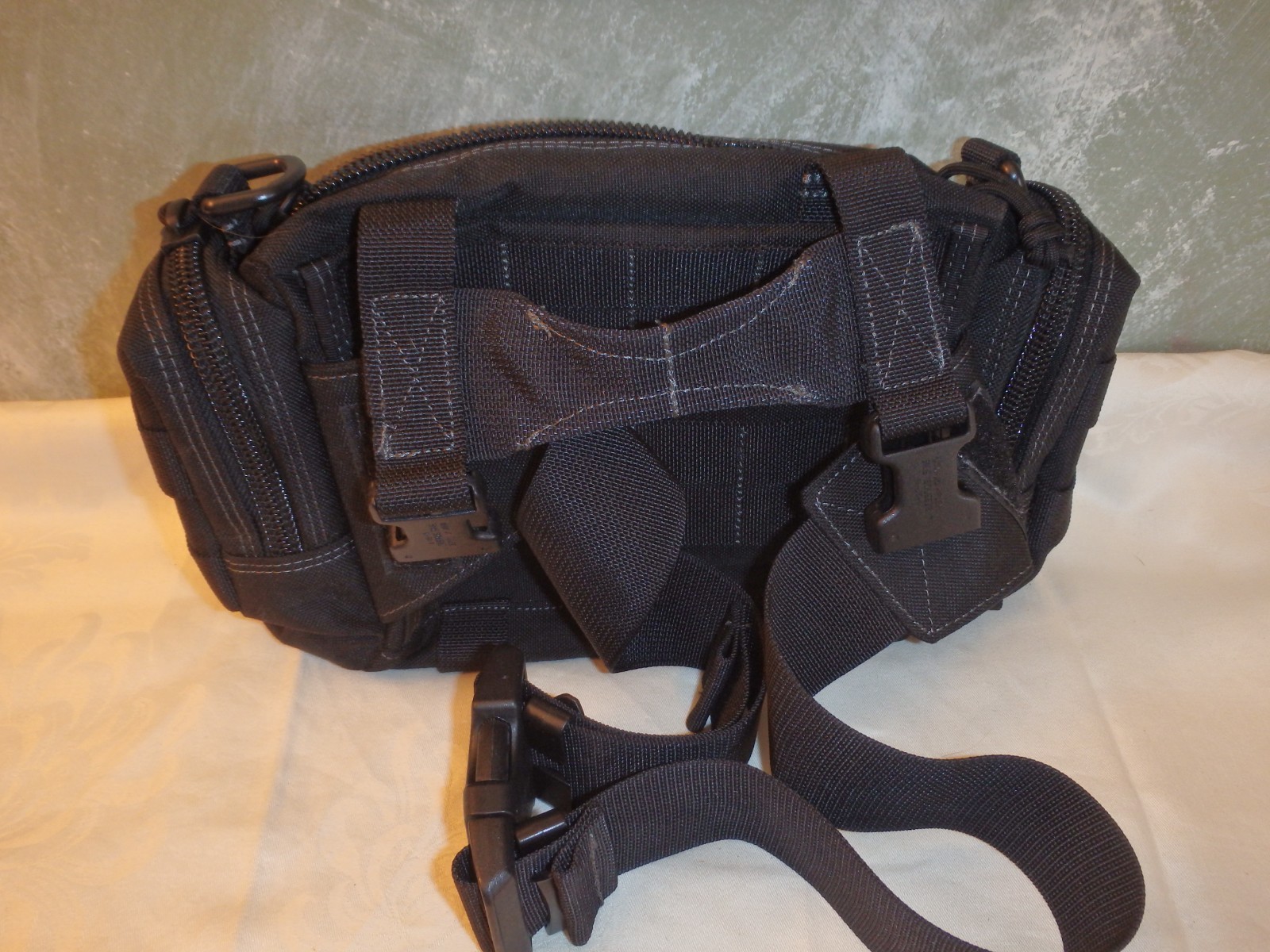 Maxpedition Black Proteus Versipack MX402B Adult Waist Strap Water Resistant Bag