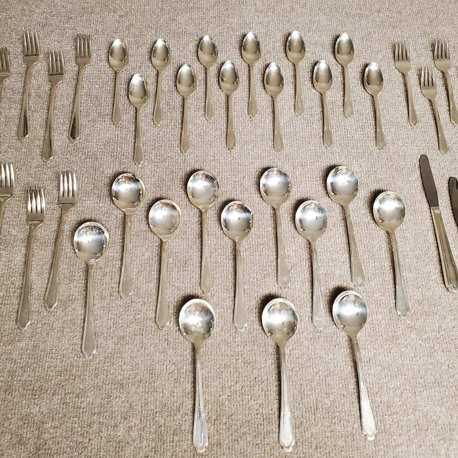 Cunningham Silver Plate Laurel 1934 Silverplate 65 pcs Flatware Silverware