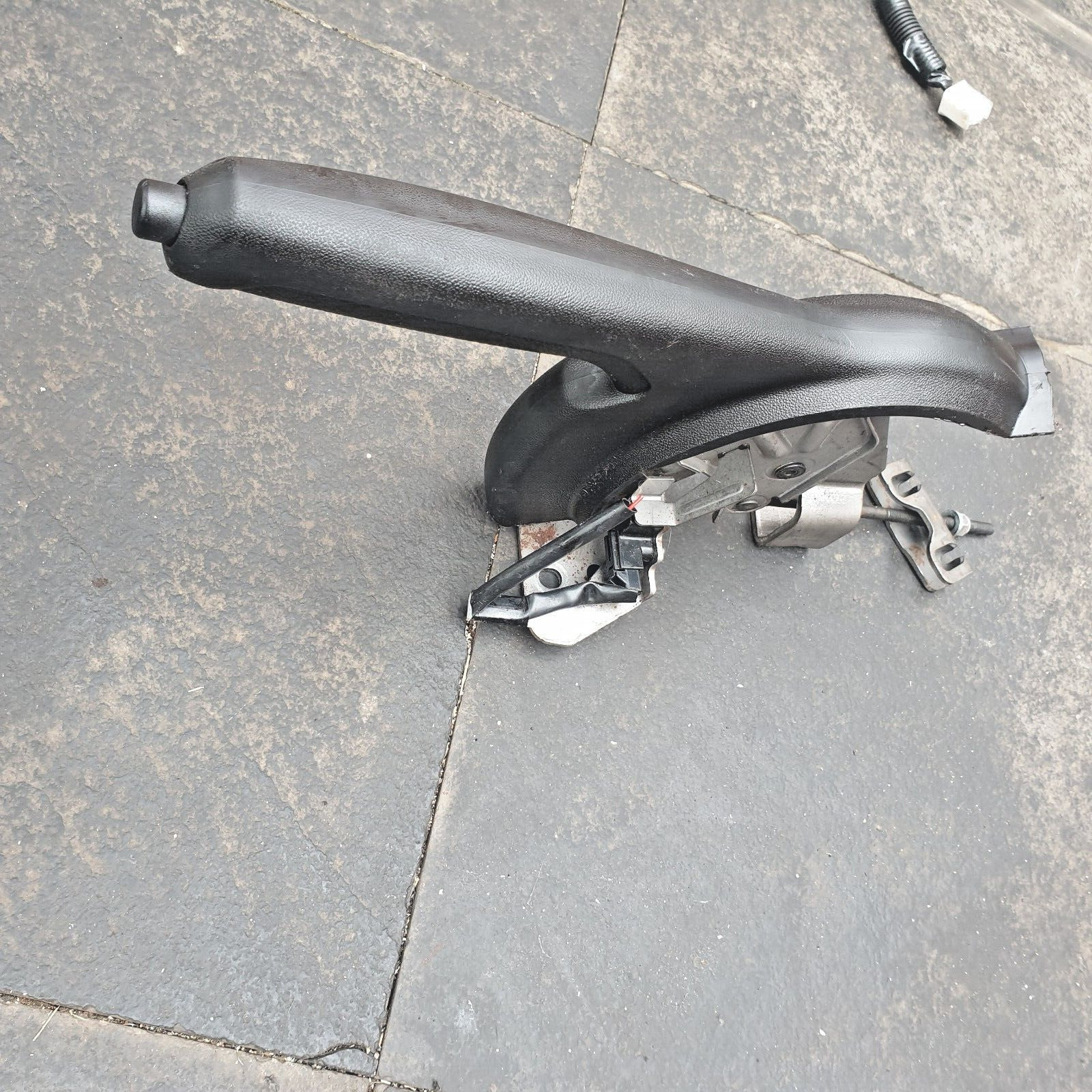 2016 CITROEN C1 MK2  HANDBRAKE LEVER MECHANISM   2014 TO 2018