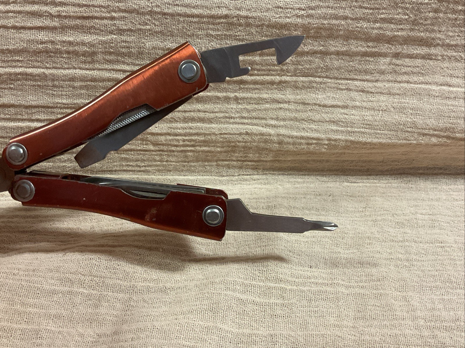 9 Tool Multi Tool Pliers