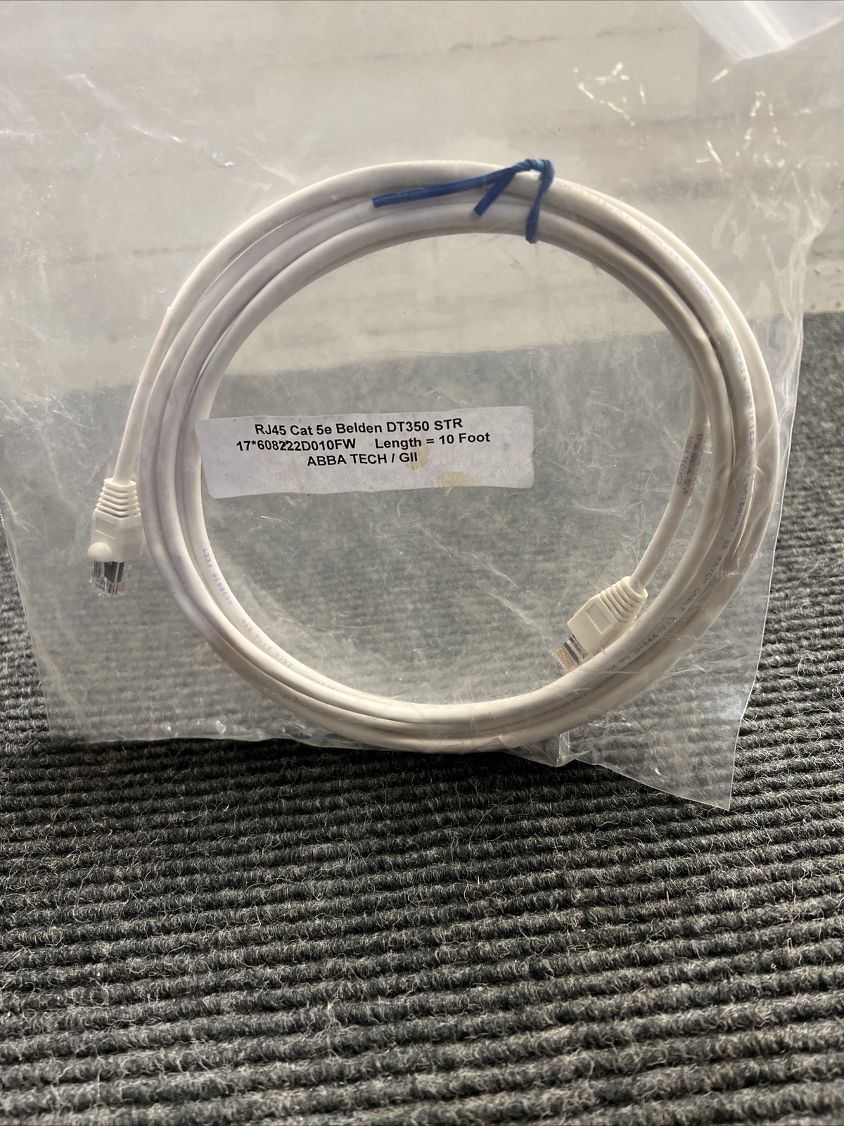 BELDEN 10 Foot White RJ45 Cat 5e Patch Cable DT350 STR
