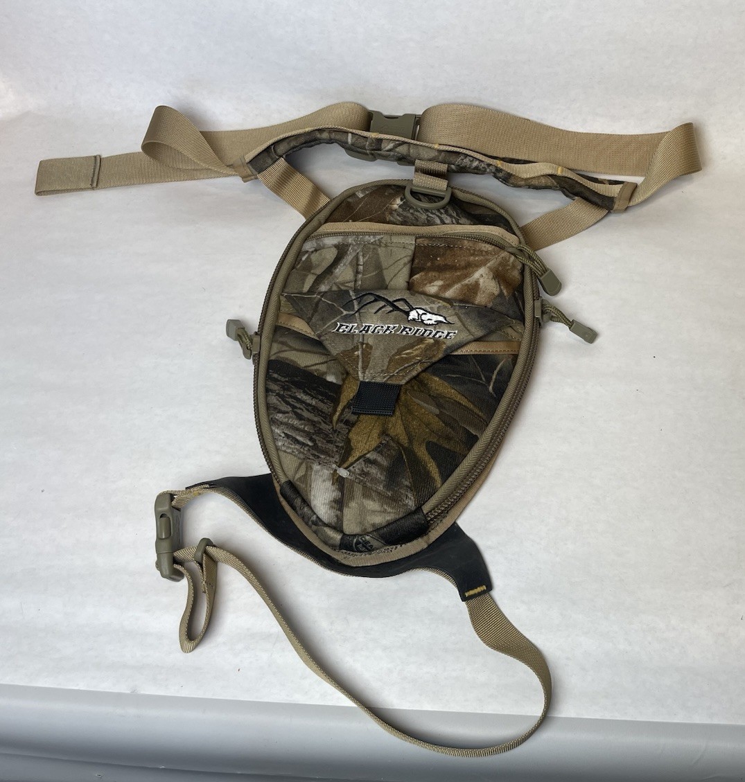 Black Ridge Hunting Fanny/Waist Pack Pouch Belt Camo Zippered Leg Strap 7 Comp.