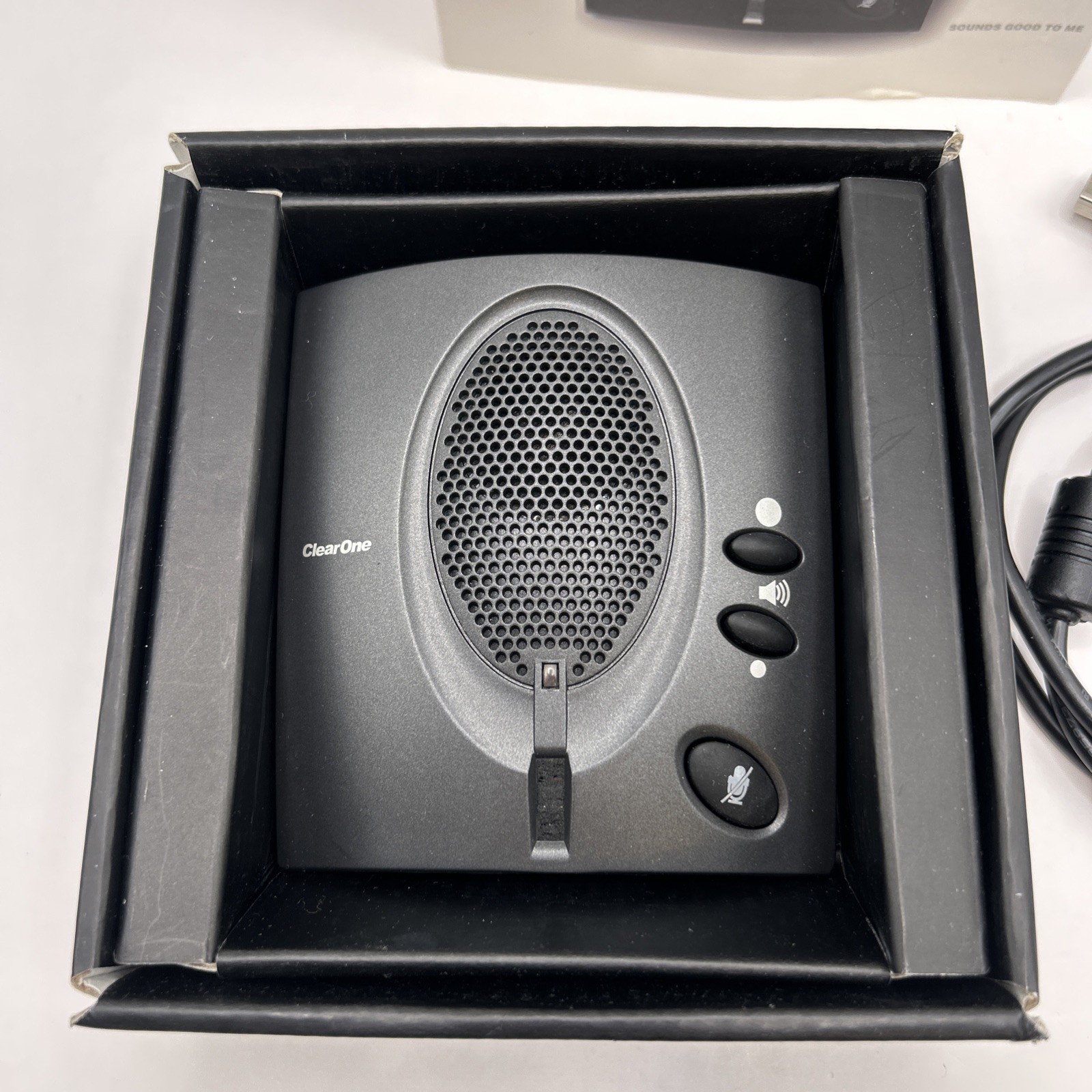 ClearOne Chat 50 USB Personal Speakerphone 910-159-001 Open box