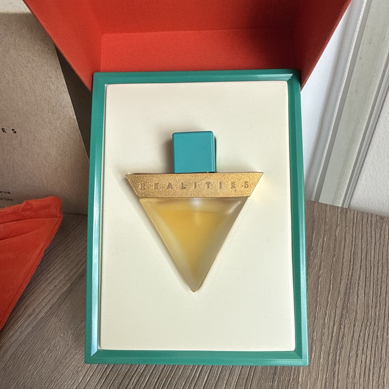 Liz Claiborne Realities Spray 10 Ml