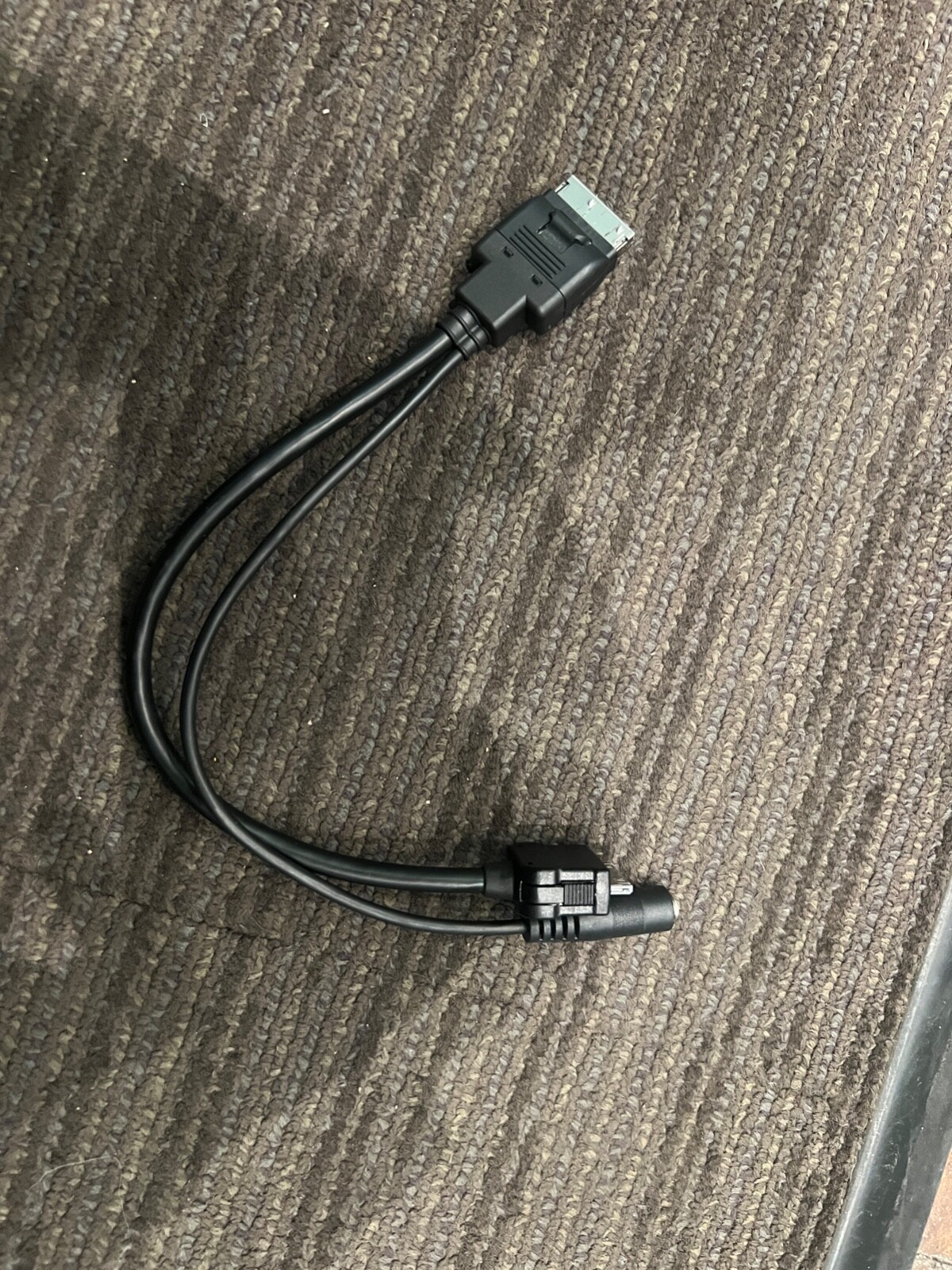 mercedes media interface cable