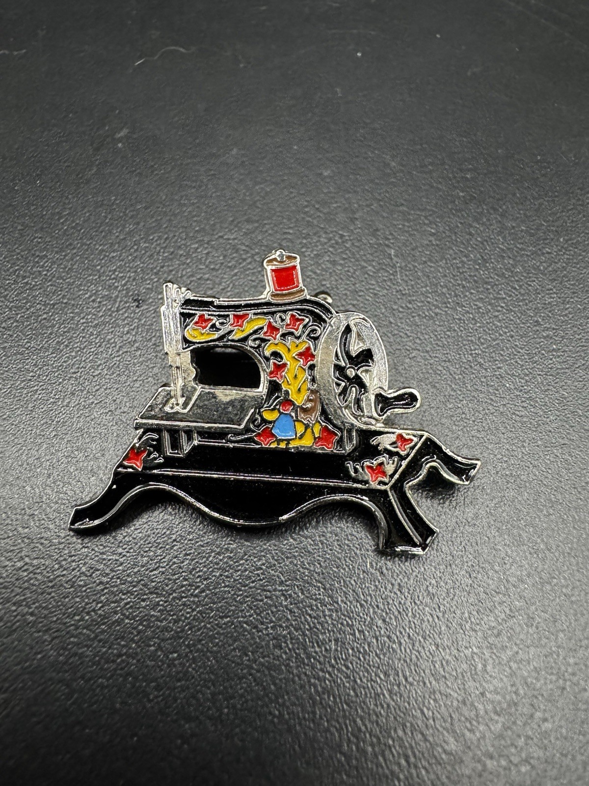 Enamel Clotilde #3 Toy 1910 Sewing Machine Pin Metal Collectible Quilters Crafts