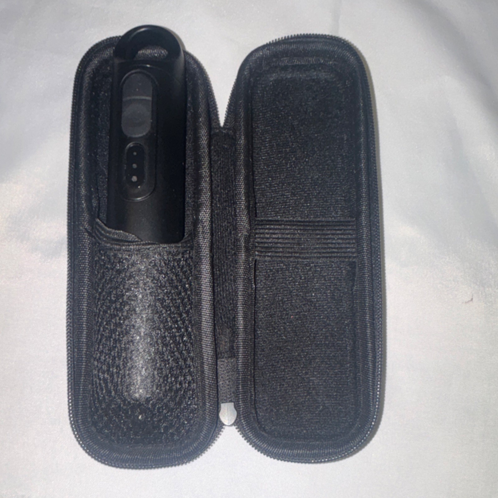 VOMELON Black Pointer Remote Control with Carrying Case