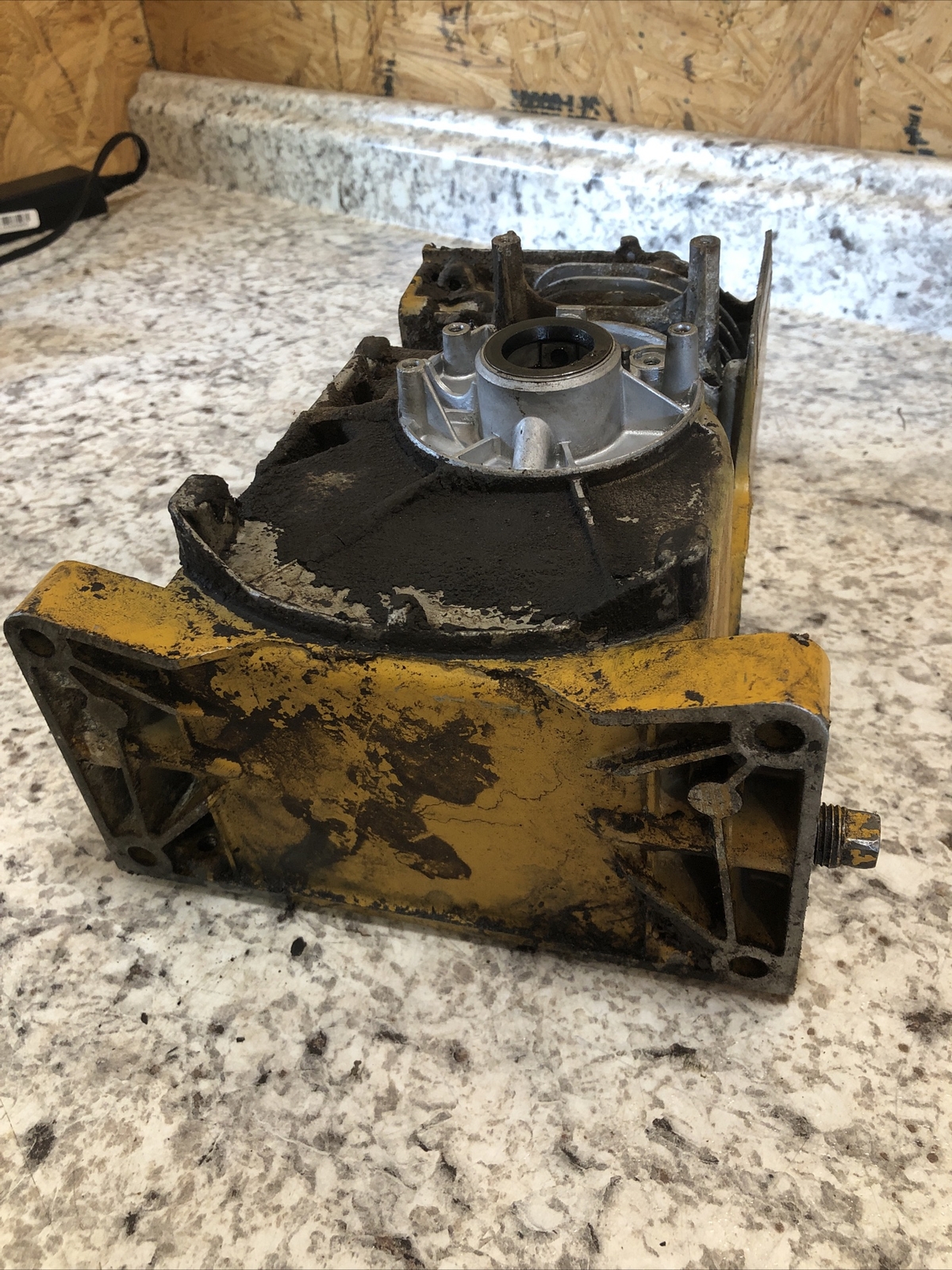 Powr-Kraft Briggs and Stratton 2.5HP 80102 OEM Block Cylinder Barrel Assembly