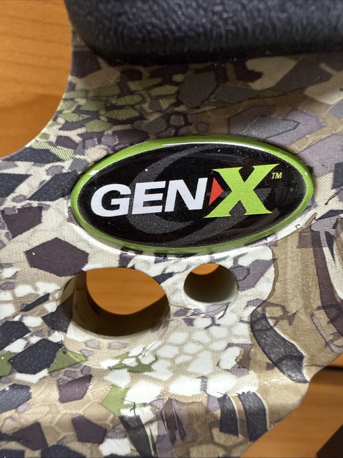 Genesis Archery Gen-X Compound Bow RH Camouflage - Item 4170