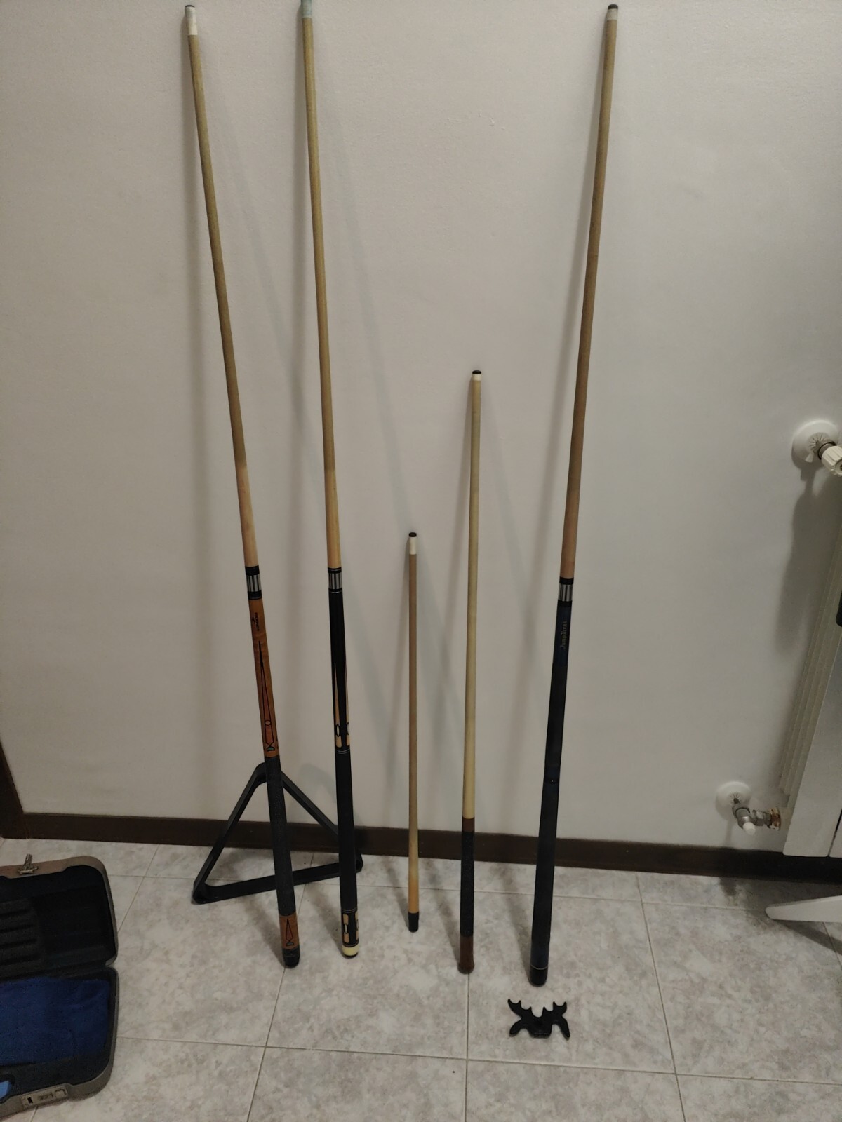 pool pool sticks