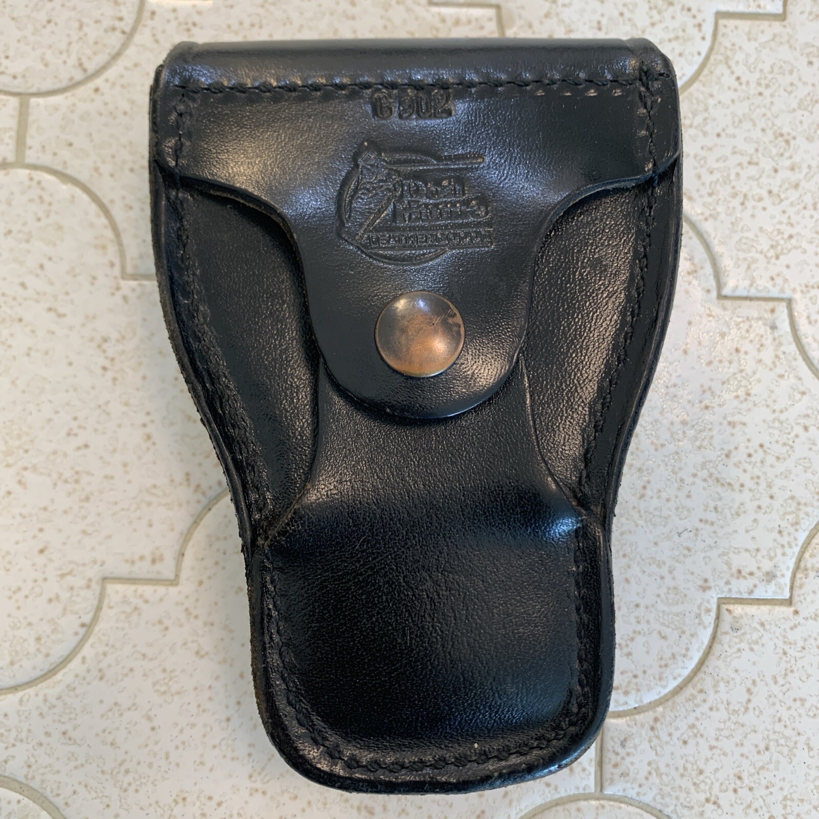 Don Hume Handcuff Case, Model C302, Original, Used, M5