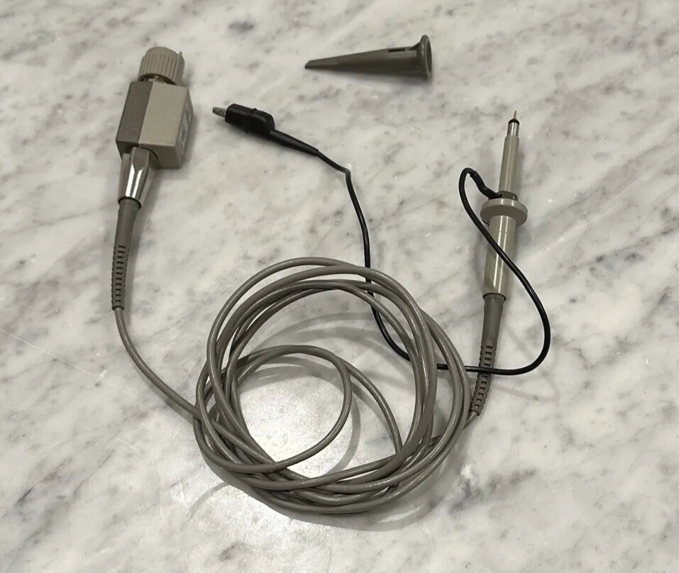 TEKTRONIX P6105A Passive Probe 100Mhz 10X 2M