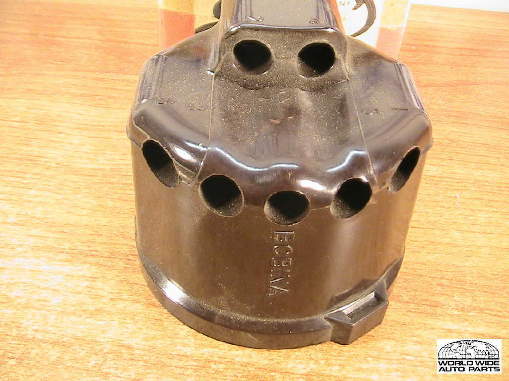 Fiat 1800 & 2100 Distributor Cap  Series 2 ref 70414/901  1960-1962