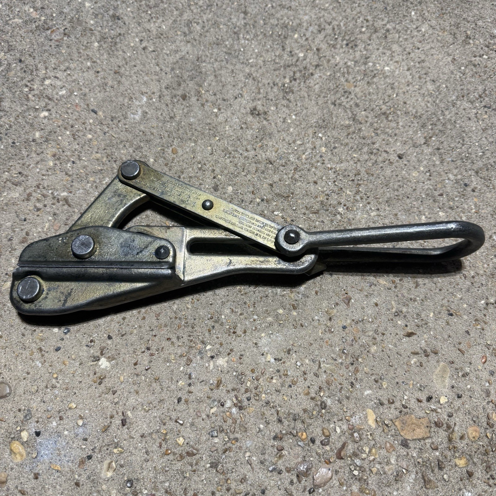 KLEIN TOOLS 1656-40 CHICAGO WIRE GRIP FOR CABLE  .74 To .53 Rated 8000lb