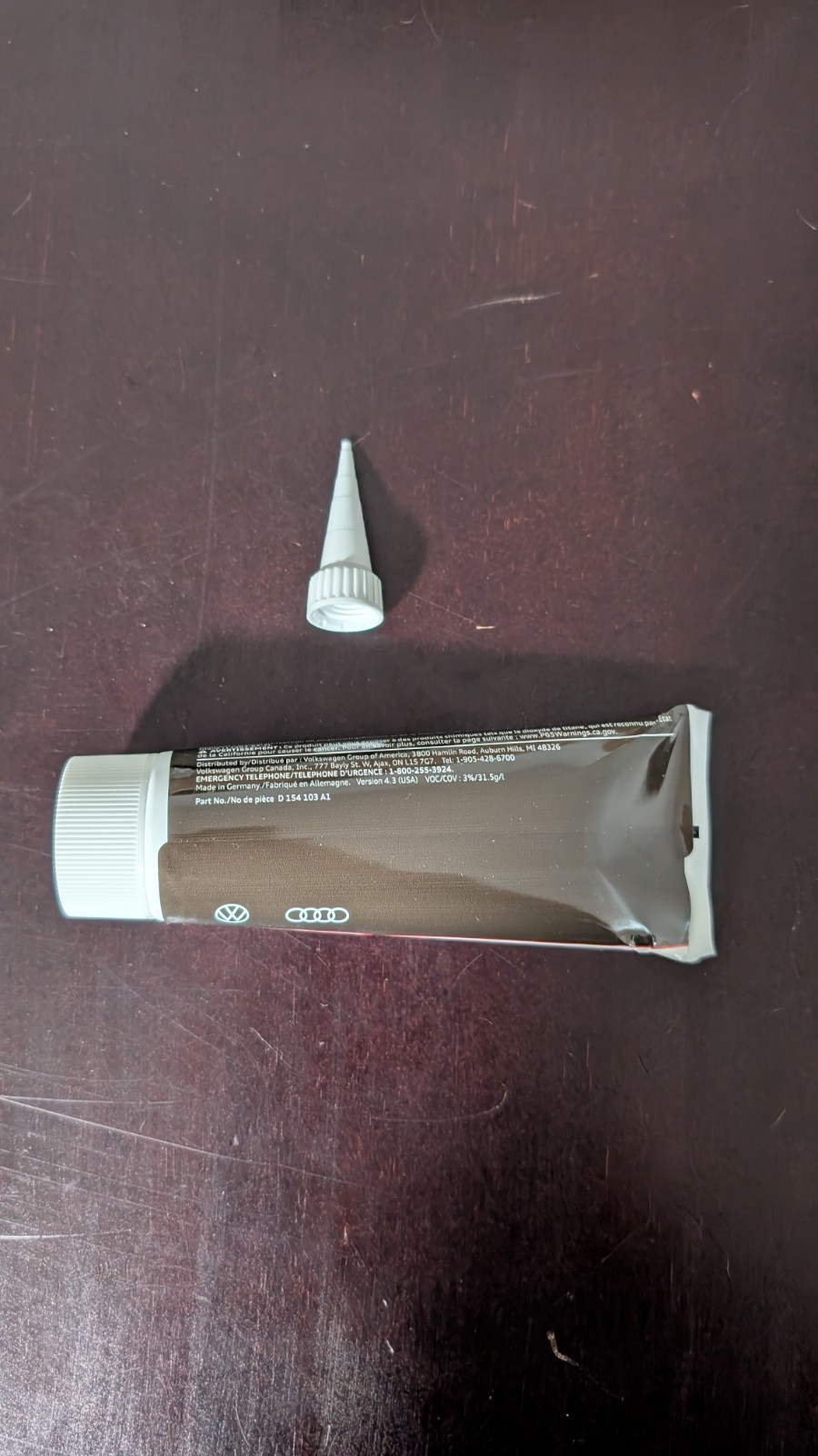 Volkswagen original sealant D-154-103-A1
